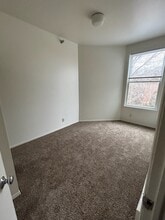 1431 E 1st St, Unit B in Duluth, MN - Foto de edificio - Building Photo