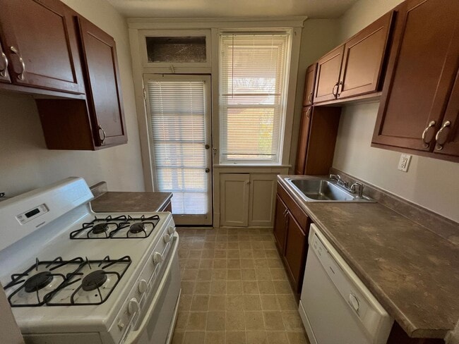 934 Concordia Ln in Clayton, MO - Building Photo - Building Photo