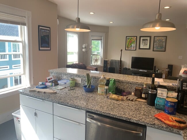 102 Morrison Ave, Unit 2