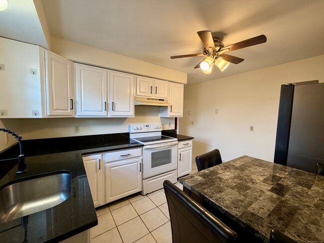 21 Weybosset St in New Haven, CT - Building Photo - Building Photo