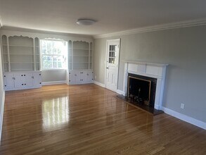 530 Bellevue Rd in New Haven, CT - Foto de edificio - Building Photo