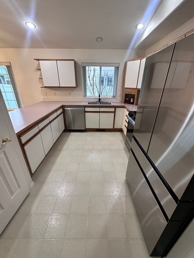 624 W Helen Ave in Hayden, ID - Building Photo - Building Photo