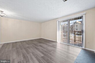 26008 Brigadier Pl in Damascus, MD - Building Photo - Building Photo