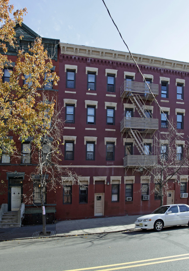 568 Jersey Ave in Jersey City, NJ - Building Photo - Building Photo