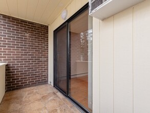 935 Washington St in Newton, MA - Foto de edificio - Building Photo