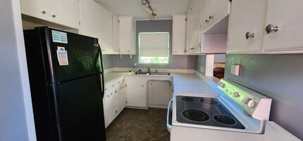 126 NE 14th Ave in Ocala, FL - Building Photo - Building Photo