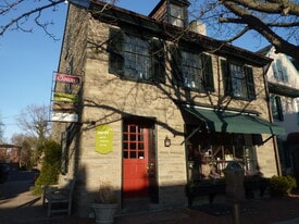 8433 Germantown Ave, Unit 2nd in Philadelphia, PA - Building Photo