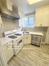 924 Allerton St in Redwood City, CA - Building Photo - Building Photo
