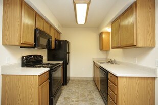 Ridgeport Apartments and Townhomes