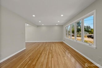 41 Herbert Ave in Spotswood, NJ - Building Photo - Building Photo