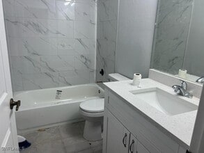 7034 Babcock Rd in Ft. Myers, FL - Building Photo - Building Photo