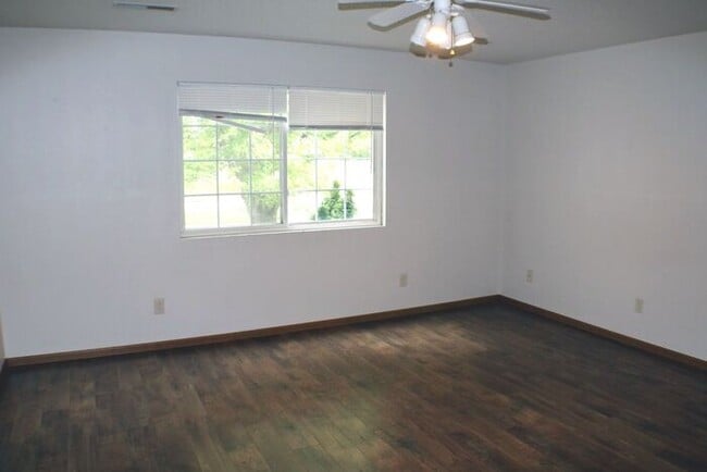 523 S Scott Blvd in Iowa City, IA - Building Photo - Building Photo