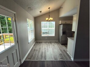 194 Saddleview Trail in Riverdale, GA - Building Photo - Building Photo