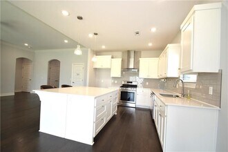 4401 SW Rhinestone Blvd in Bentonville, AR - Building Photo - Building Photo