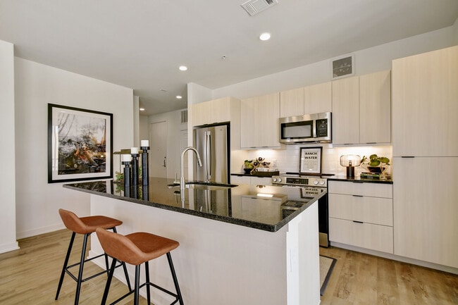 Us 1604 in San Antonio, TX - Foto de edificio - Building Photo