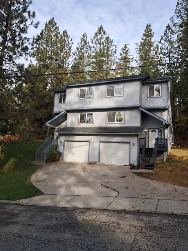 property at 2009 Lilly Dr