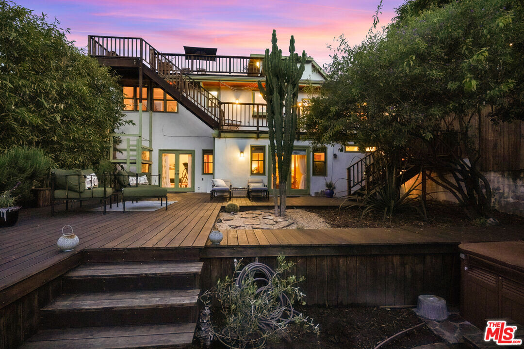 19591 Bowers Dr in Topanga, CA - Foto de edificio