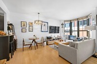 1025 Maxwell Ln in Hoboken, NJ - Building Photo - Building Photo