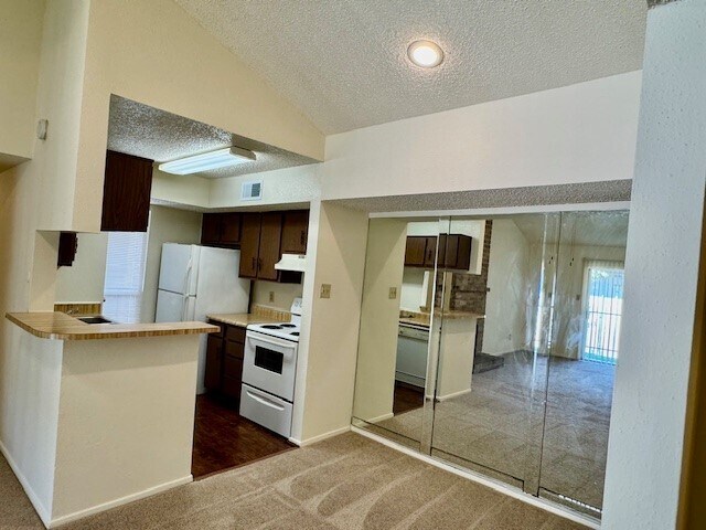 9229 Imogene St in Houston, TX - Building Photo