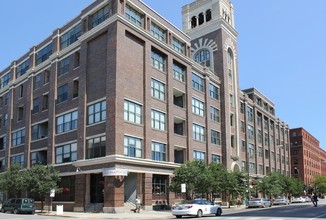 1000 West Washington Building II in Chicago, IL - Building Photo - Building Photo