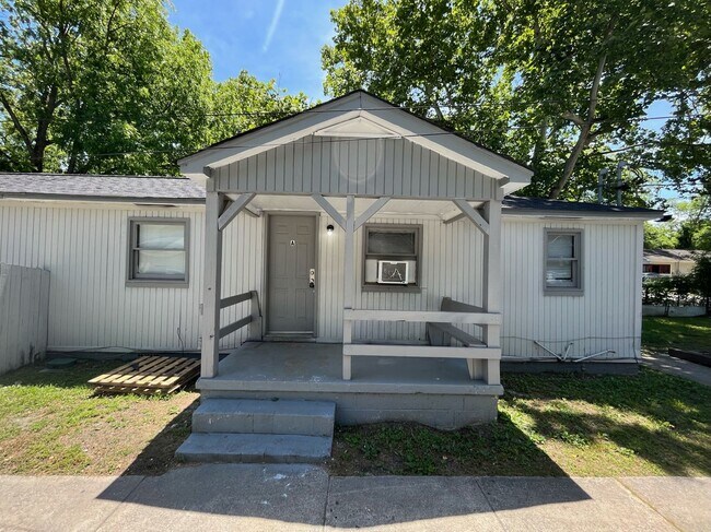 property at 826 Winston Rd