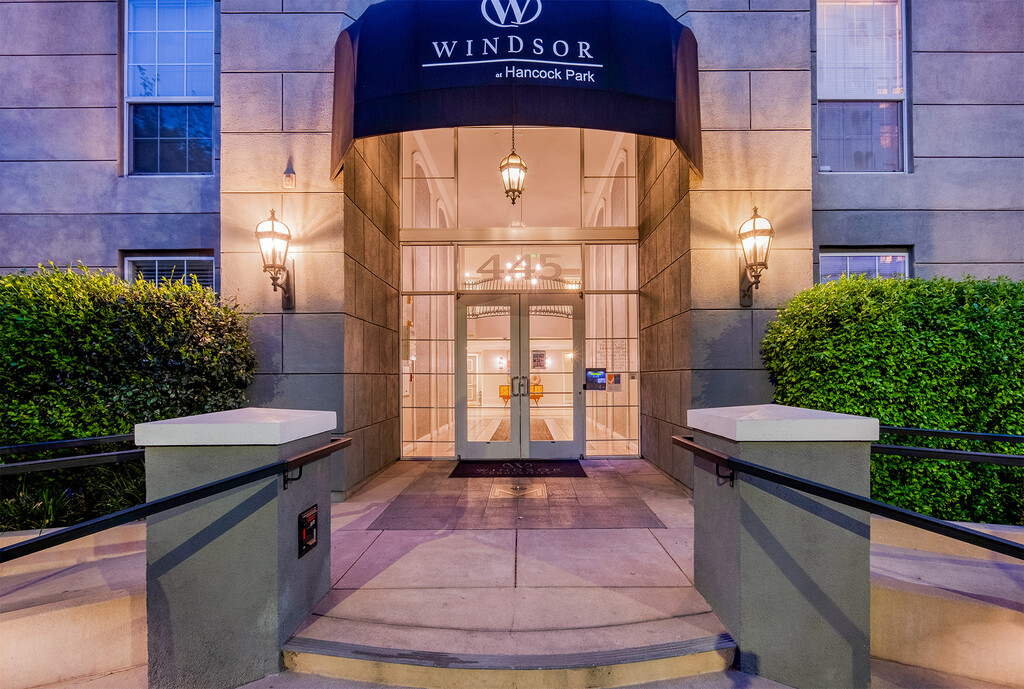 Windsor at Hancock Park Apartments in Los Angeles, CA