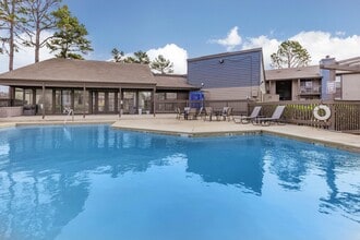 Urban Oaks @ 51st Apartments in Tulsa, OK - Building Photo - Building Photo