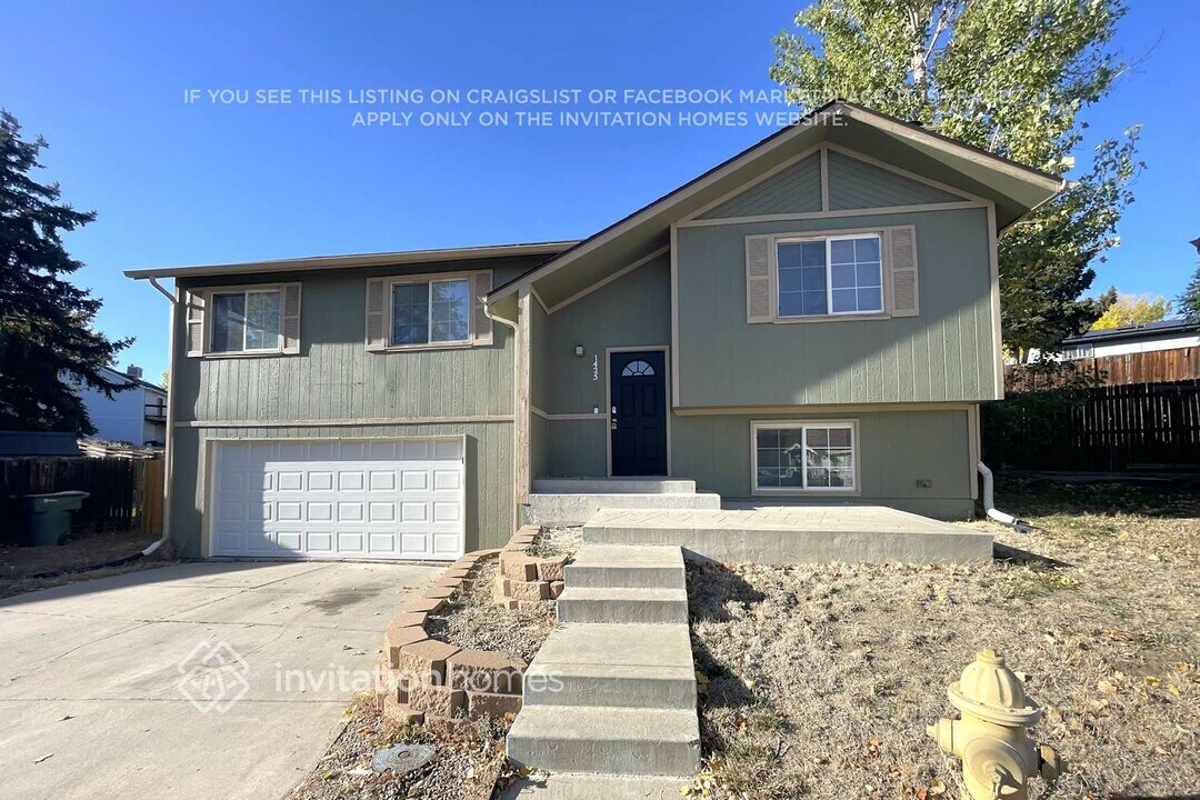 1425 E 97th Pl in Thornton, CO - Building Photo