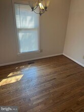 560 Colecroft Ct in Alexandria, VA - Building Photo - Building Photo