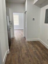 321 SW 9th Ave in Miami, FL - Building Photo - Building Photo