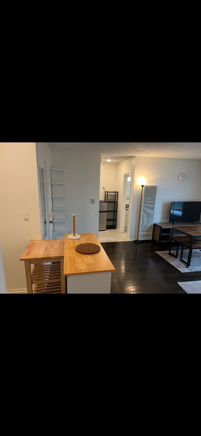 2450 Purdue Ave, Unit 7