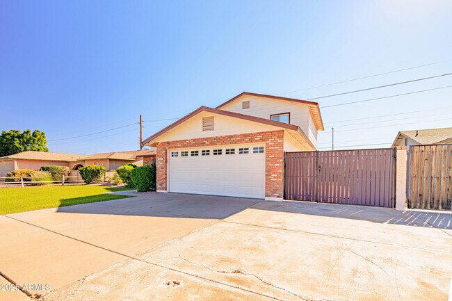 2547 W Naranja Ave in Mesa, AZ - Building Photo - Building Photo