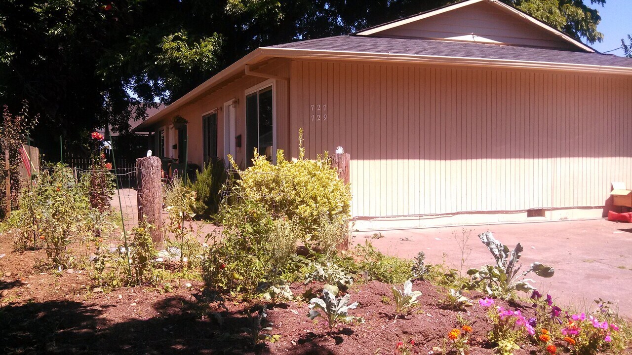 729-729 NE Church St, Unit 729 in Portland, OR - Foto de edificio