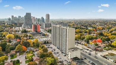 Wedgewood Place in Toronto, ON - Building Photo - Building Photo