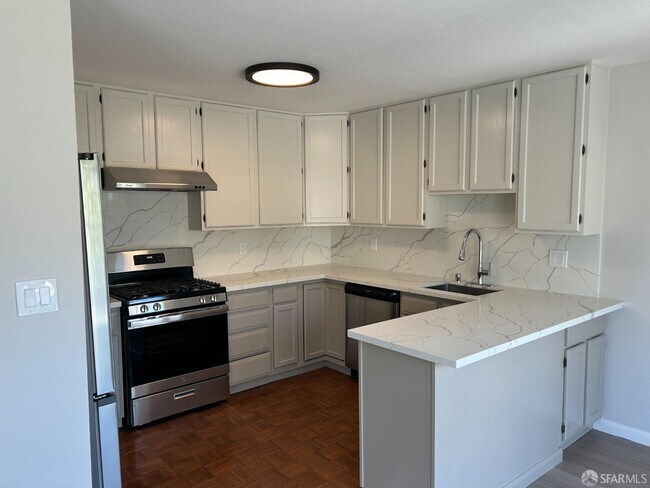 property at 3907 California St