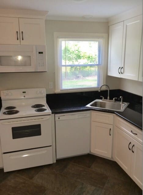 24 Hobart Ln, Unit 32 in Amherst, MA - Building Photo - Building Photo