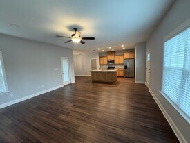 4077 Northlake Dr in Valdosta, GA - Building Photo