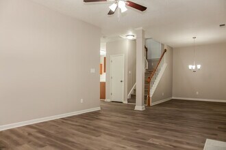 12106 Kempshott Ct in Charlotte, NC - Building Photo - Building Photo