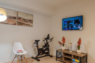 1255 Raum St NE in Washington, DC - Foto de edificio - Building Photo