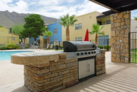 Santa Fe Place in El Paso, TX - Building Photo - Building Photo