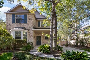 15 N Flickering Sun Cir in The Woodlands, TX - Building Photo