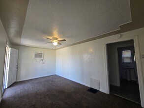 512 N Palm St in Turlock, CA - Building Photo - Building Photo