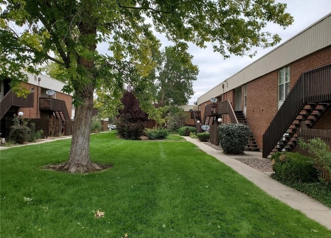 3663 S Sheridan Blvd, Unit O7 in Denver, CO - Building Photo - Building Photo