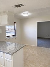 10431 Town Square Rd in Sugar Land, TX - Building Photo - Building Photo