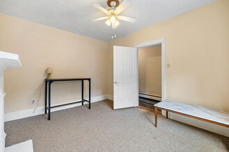 2207 Sarah St in Pittsburgh, PA - Foto de edificio - Building Photo