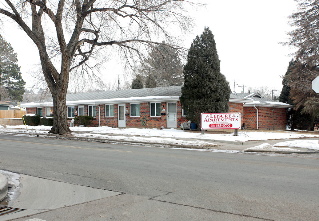 Leisure Apartments in Colorado Springs, CO - Foto de edificio