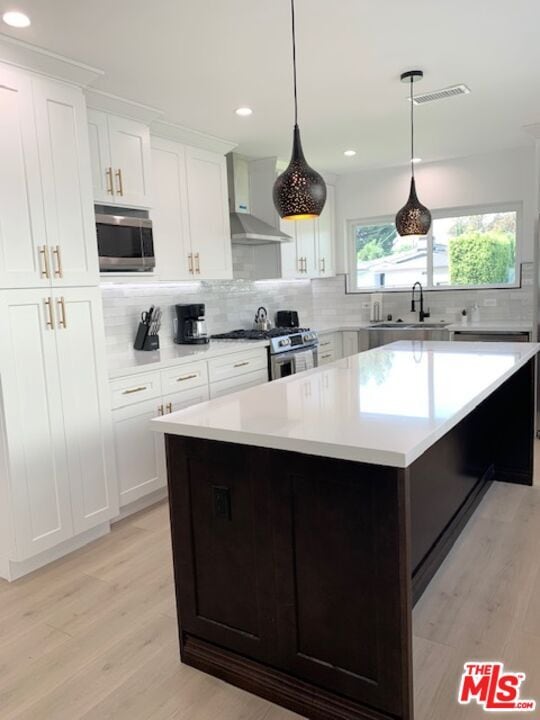 5630 Vantage Ave in Los Angeles, CA - Building Photo - Building Photo