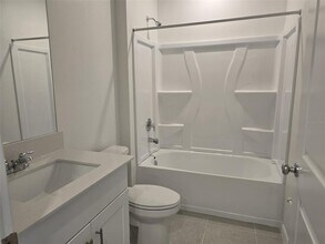 11962 Brae Wy in Dade City, FL - Building Photo - Building Photo