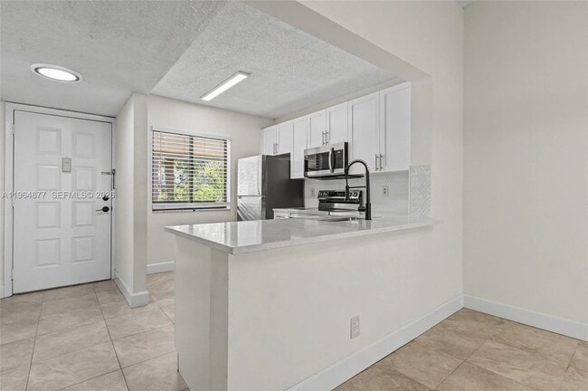 6551 Arleigh Ct in Boca Raton, FL - Building Photo - Building Photo