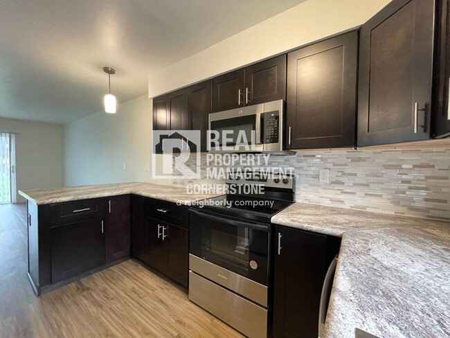 property at 5711 E G Ave